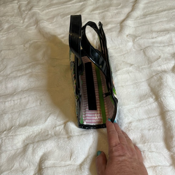 Stephanie Johnson Harbor Island toiletry/cosmetic bag. - Picture 2 of 6